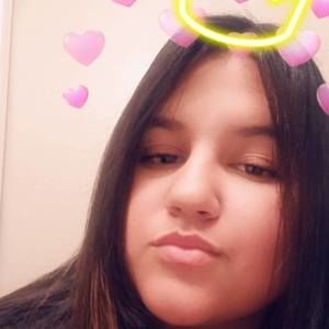Meet your Posher, Mariela